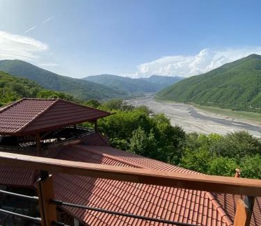 Tsilkani Hotel | Hotel Ananuri