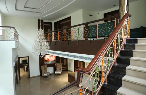 Banga Hotel | Hotel Anmol