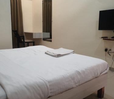Surat Hotel | Hotel AP Rooms