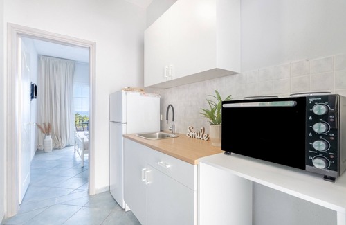 Lakones Apartment | Hotel Apartment "Spyridoula Studio 2" with Sea View, Shared Pool & Wi-Fi