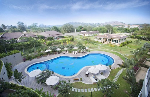 Khao Tao Apartment | Hotel apartments with the best location in lush and tranquil surroundings