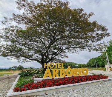 Puerto Triunfo Hotel | Hotel Arbóreo Doradal