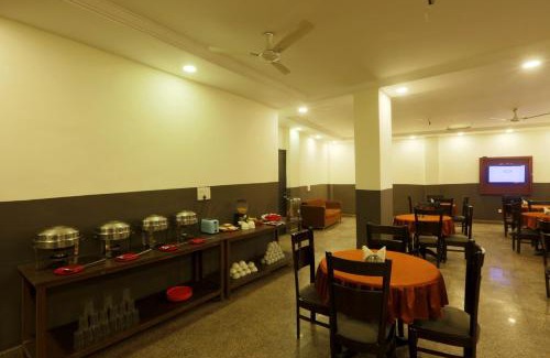 Mahipalpur Extension Hotel | Hotel Ark Wood At Airport