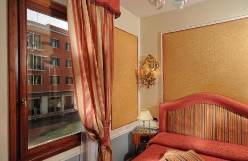 Santa Croce Hotel | Hotel Arlecchino