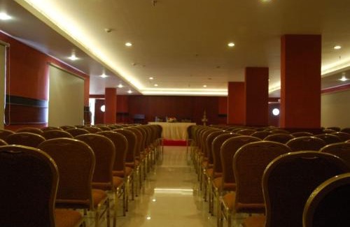 Mundakayam Hotel | Hotel Armani