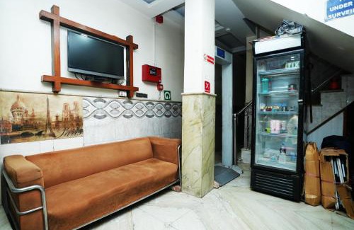 Old Delhi Hotel | Hotel Ashirwad near New Delhi Railway Station, Paharganj