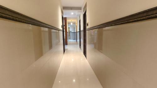 Andheri West Hotel | Hotel Ashraya International