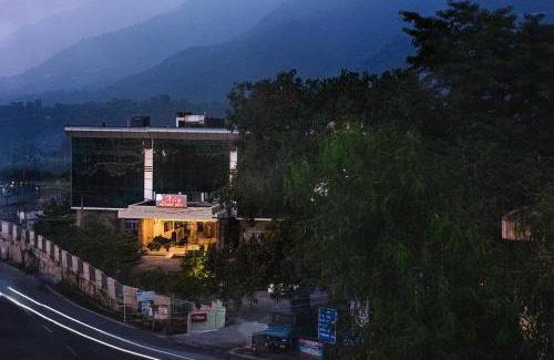 Katra Hotel | Hotel Asia Vaishnodevi By Geetanjali Group of Hotels