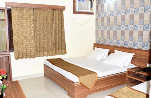 Ajmer Hotel | HOTEL ATA INN AND RESTAURANT (20 Mtrs from Dargah), Ajmer
