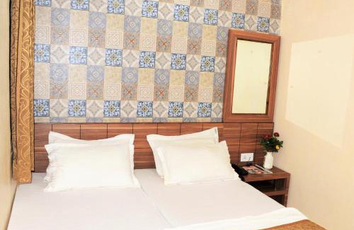 Ajmer Hotel | HOTEL ATA INN AND RESTAURANT (20 Mtrs from Dargah), Ajmer