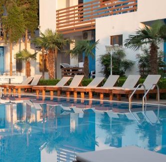 Velipoje Hotel | Hotel Athina