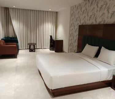 Shahdol Hotel | Hotel Atiraj