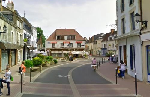 Cloyes-sur-le-Loir Hotel | Hotel Au Bon Coin