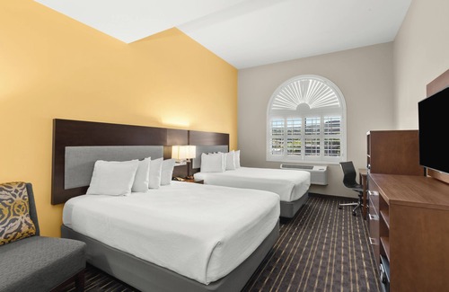 San Bruno Hotel | Hotel Aura SFO