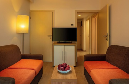 Cove Murtar Hotel | Hotel Aurora