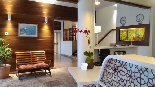 Saint-Denis Hotel | Hotel Austral by Exsel