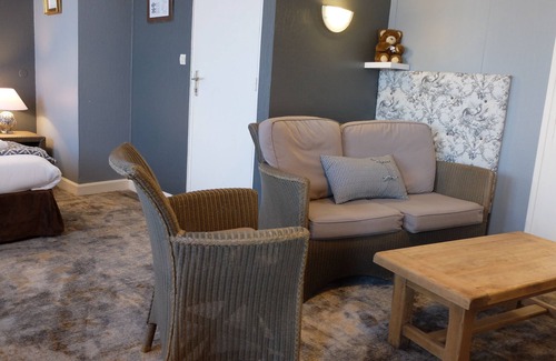 Montreuil-sur-Mer Hotel | Hotel Aux Temps d'Em
