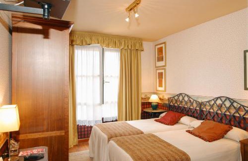 Villaviciosa Hotel | Hotel Avenida Real