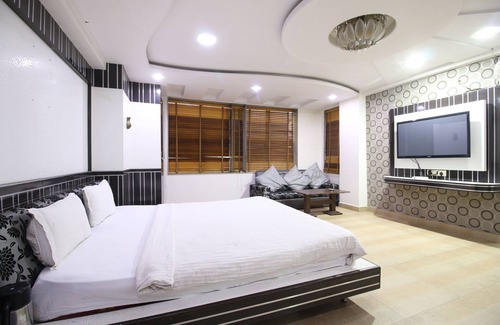 Maharana Pratap Nagar Hotel | Hotel Avinash Residency