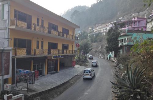 Bhowali Bed & Breakfast | Hotel Avlokan - Near Kainchi Dham Mandir
