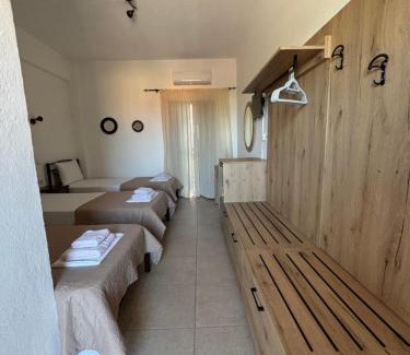 Ouranoupoli Hotel | Hotel Avra