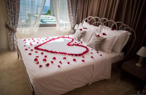 Sveti Stefan Hotel | Hotel Azimut