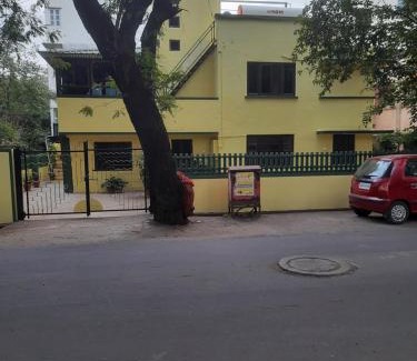 Kolhapur House | Hotel Bakul