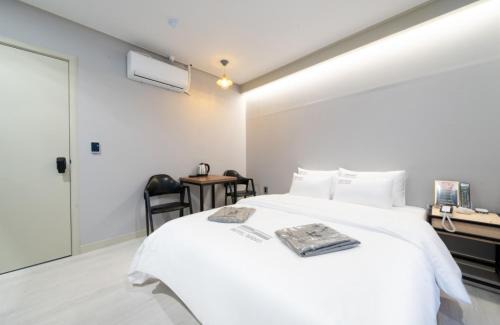Pyeongtaek Hotel | Hotel Band