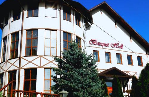 Moldova Hotel | Hotel & Banquet Hall SV Airport Parkway