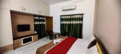 Krishna Karanai Hotel | Hotel Bay inn