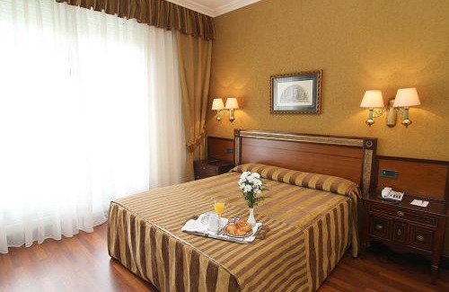 El Pison Hotel | Hotel Begoña Park