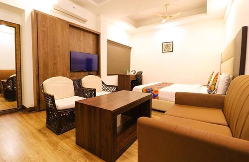 New Delhi Hotel | Hotel Bel Morris