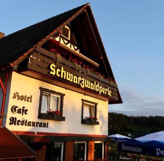 Sasbachwalden Hotel | Hotel-Berggasthof Schwarzwaldperle