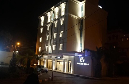 Algiers Hotel | Hotel Best Night 2