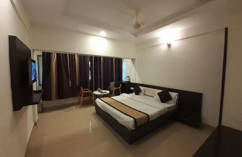 Kota Hotel | Hotel Bharat