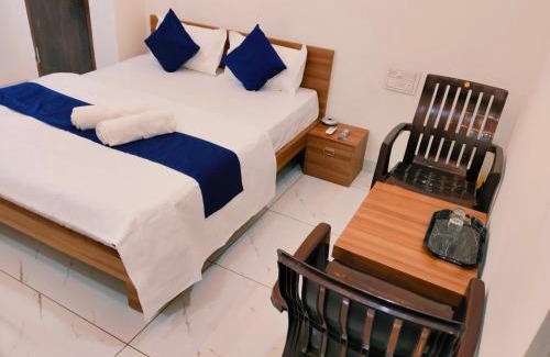 Udaipur Hotel | Hotel Bhavya Palace