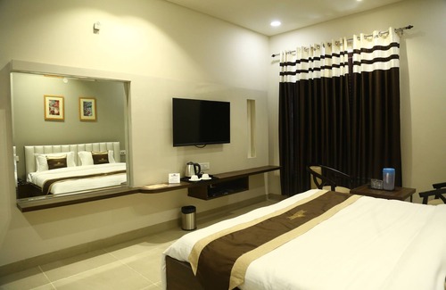 Panipat Hotel | Hotel Bhumi Residency