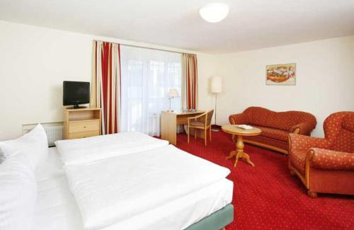 Biederstein Hotel | Hotel Biederstein am Englischen Garten