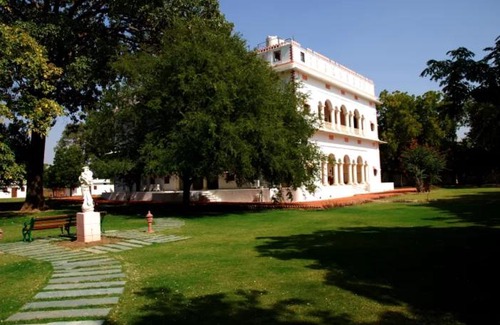 Bijaynagar Resort | Hotel Bijay Niwas Palace