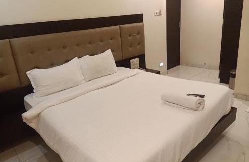 Kismat Nagar Hotel | Hotel BKC Palace Inn - Near US Consulate, Bandra Kurla Complex హోటల్ బి కే సి ప్యాలెస్ ఇన్