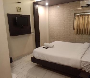 Kismat Nagar Hotel | Hotel BKC Palace Inn - Near US Consulate, Bandra Kurla Complex హోటల్ బి కే సి ప్యాలెస్ ఇన్