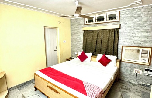 Sualkuchi Hotel | Hotel BKR Guwahati