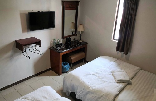 Taman Universiti Hotel | Hotel Bliss