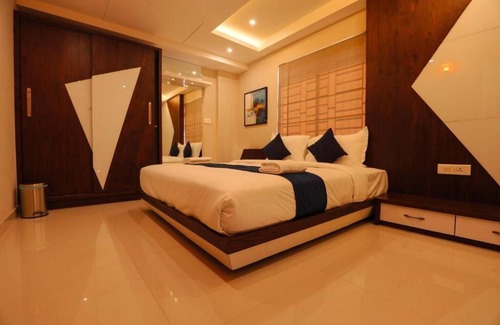 Kozhikode Hotel | Hotel Blubell