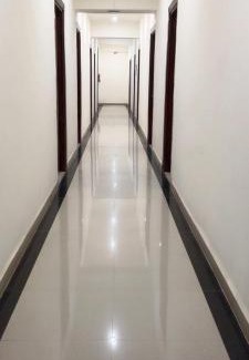 Sahibabad Hotel | Hotel Blue Heaven Oyotownhouse