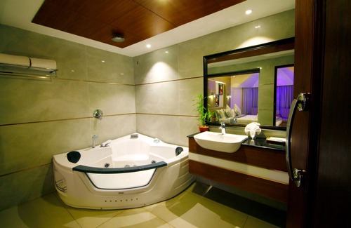 Kannur Hotel | Hotel Blue Nile