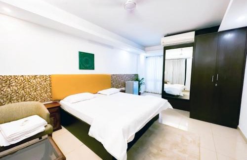 Hauz Khas Village Hotel | Hotel Blueberry