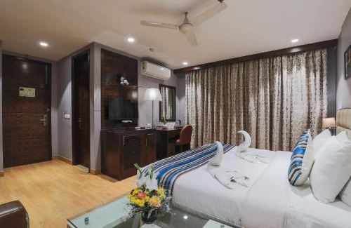 Kalkaji Hotel | Hotel Bluestone Nehru Place by The Cosy Hotels