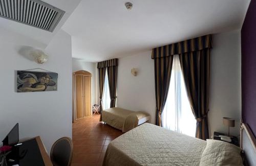 Santa Croce Hotel | Hotel Bologna
