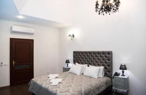 Uzhhorod Hotel | Hotel " BOUTIQUE "
